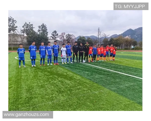 平庸资质却闪耀绿茵场的足球明星们的奋斗与坚持